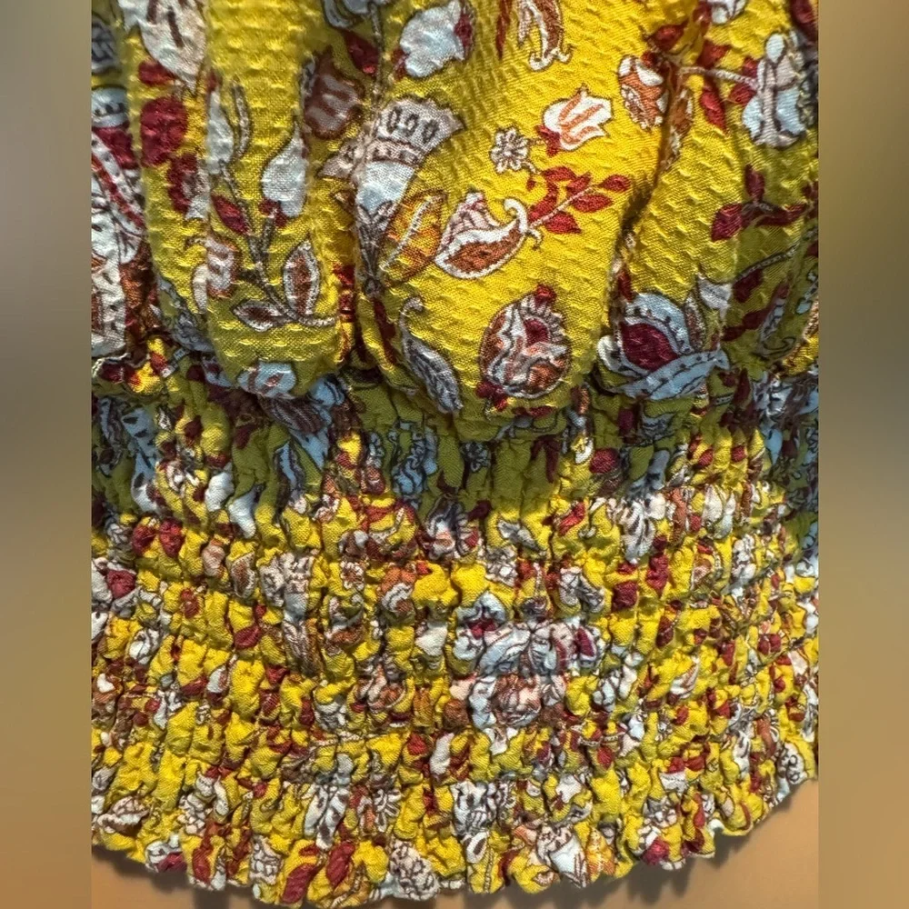 Cupcakes & Cashmere Yellow Floral Smocked Puff Sleeve Blouse Medium